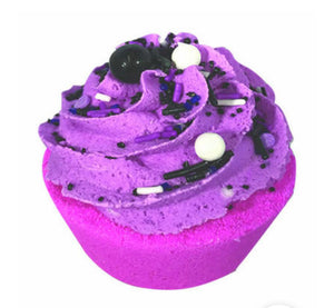 Sahar's Sweetz  Great Blackberry Vanilla Cupcake Bath Bomb  5oz (not edible)